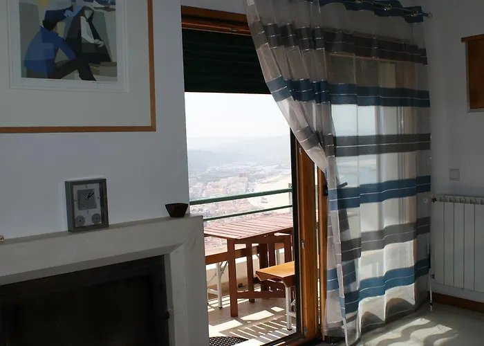 Casa Da Buzina *